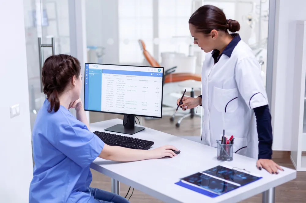 Illustration representing YARAGO EMR for Dental Practice - step 1